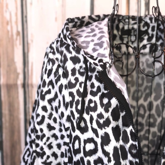 Windsor Rain Jacket - Picture 2 of 3